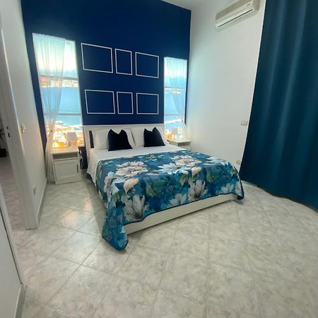 Ellebi Home Неаполь Екстер'єр фото