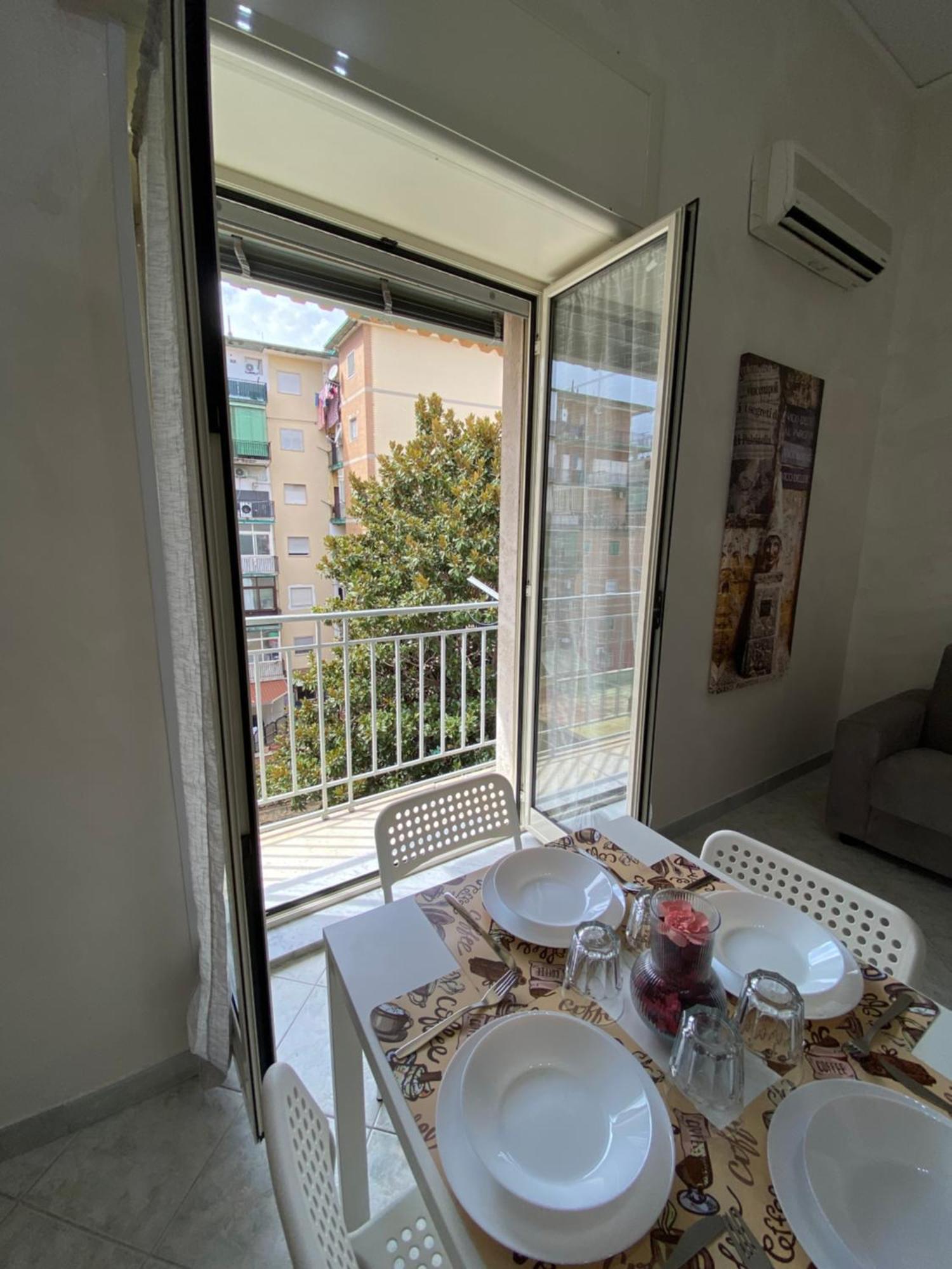 Ellebi Home Неаполь Екстер'єр фото
